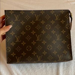 Louis Vuitton Toiletry Pouch 26